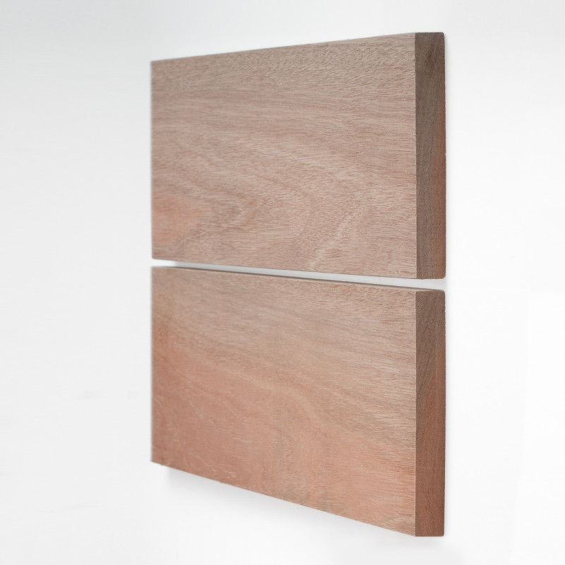 Dřevěná fasáda DARK RED MERANTI, hoblované prkno 18x140 mm