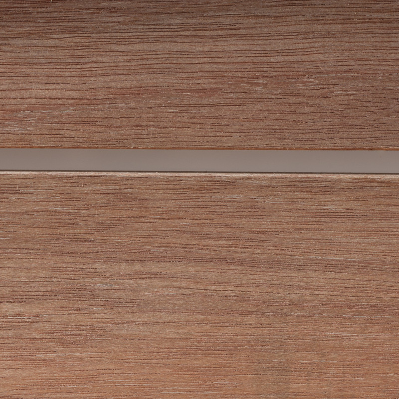 Dřevěná fasáda DARK RED MERANTI, hoblované prkno 18x140 mm