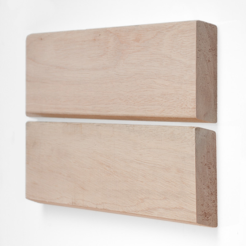 Dřevěná fasáda DARK RED MERANTI, raute profil 20x90 mm