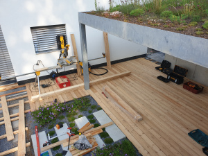 drevena-terasa_sibirsky-modrin_1807-04