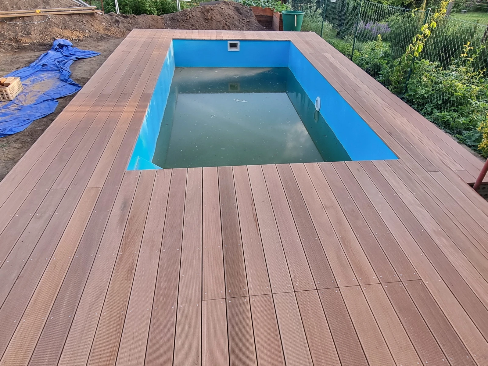 Dřevěná terasa a balkon Bangkirai, Brno